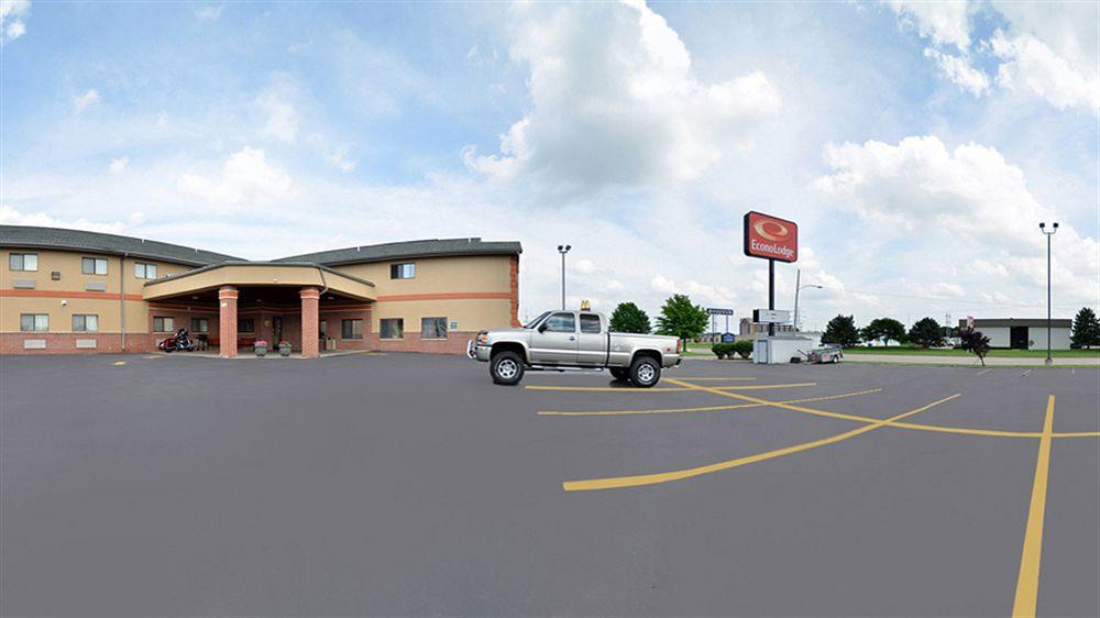 Econo Lodge Cedar Rapids Εξωτερικό φωτογραφία