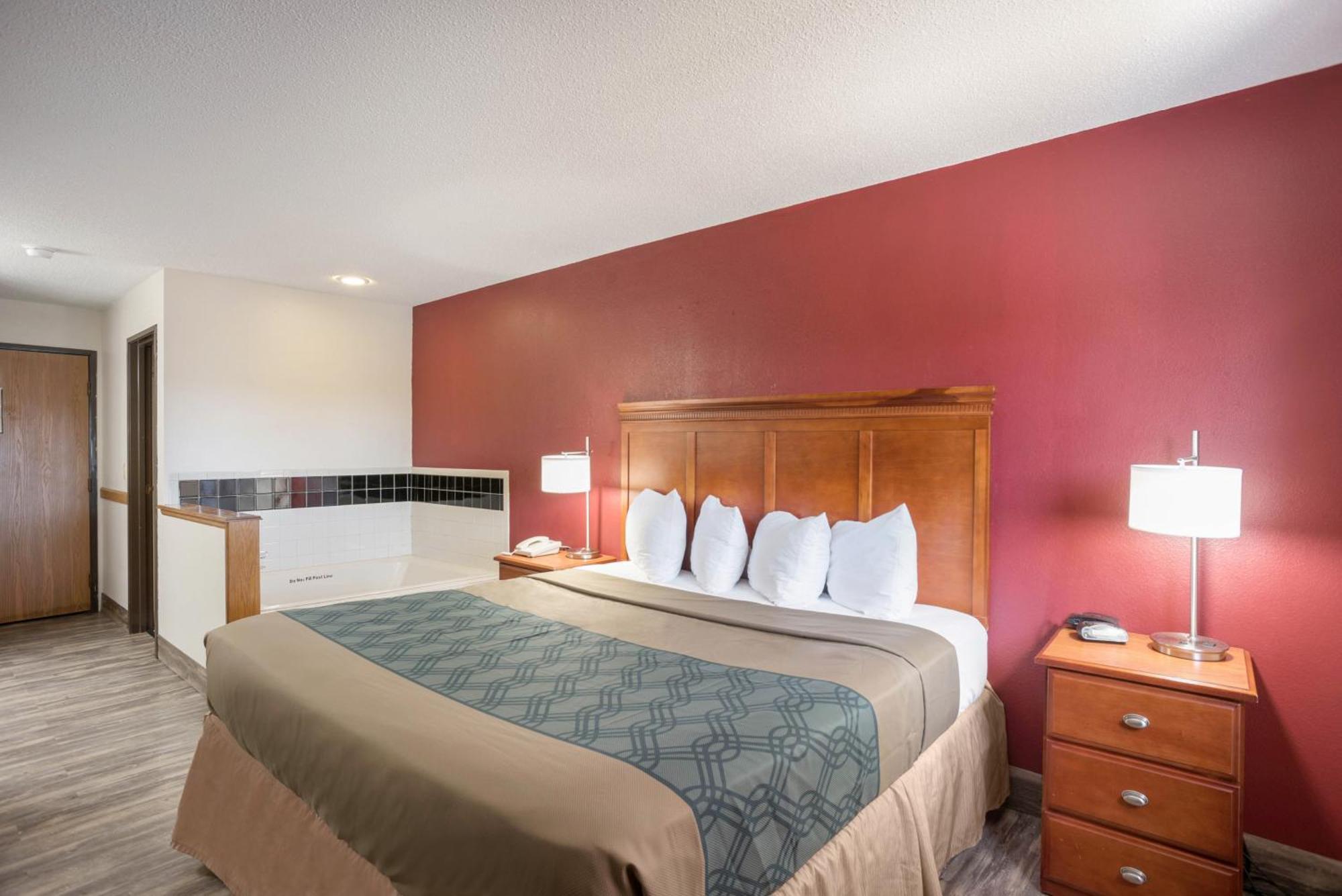 Econo Lodge Cedar Rapids Δωμάτιο φωτογραφία