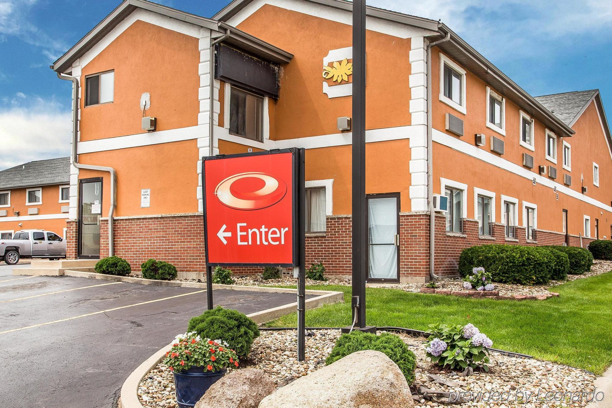 Econo Lodge Cedar Rapids Εξωτερικό φωτογραφία